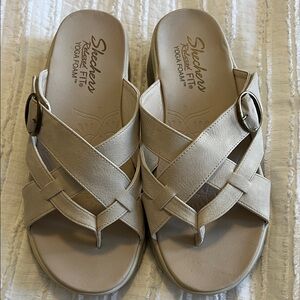 Skechers women’s size 7.5 sandals